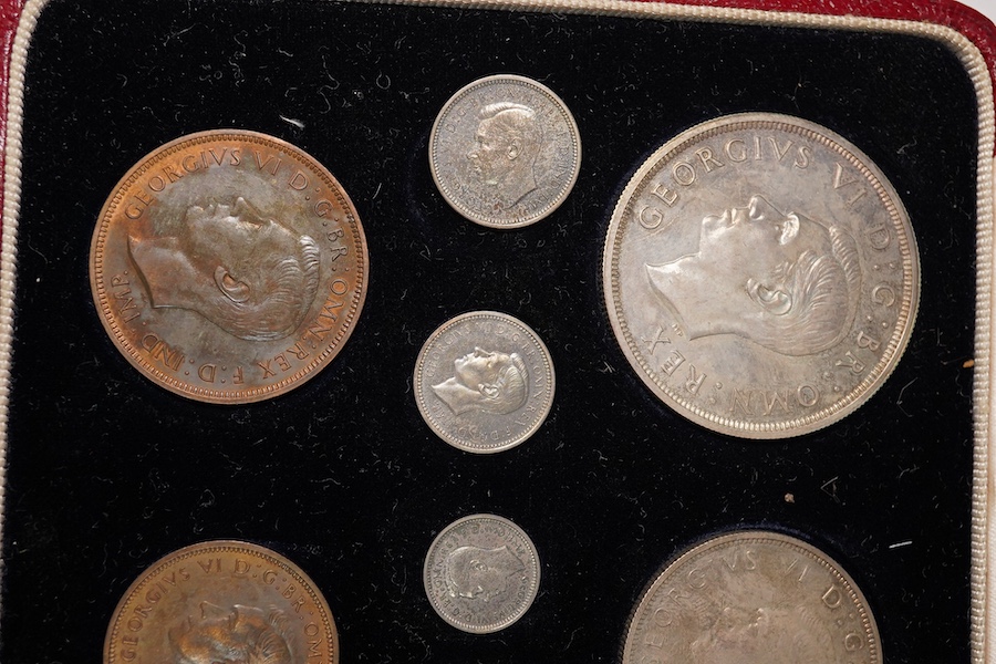 British coins, George VI, 1937 specimen fifteen coin set, comprising silver crown to threepence and Maundy 1d to 4d, brass threepence, copper penny to farthing, tarnished UNC, fitted leather case slightly warped and stai